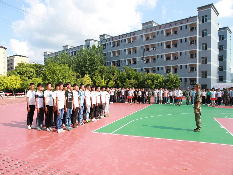 学军人之风采，强自身之素质(图12)