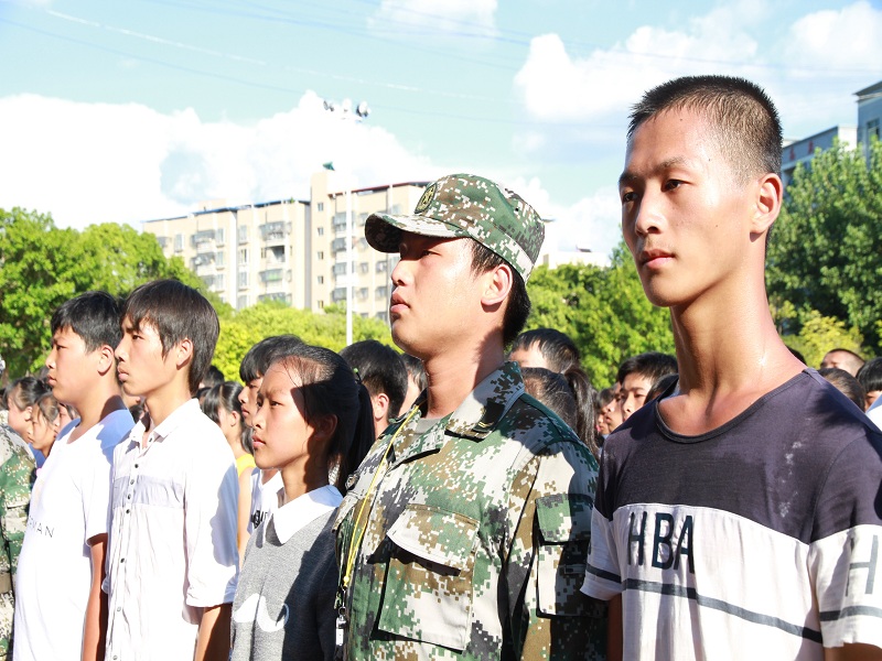 学军人之风采，强自身之素质(图5)